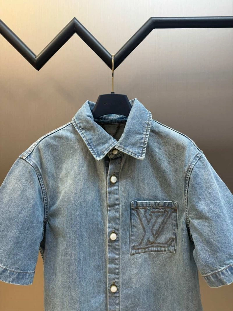 Louis Vuitton Outwear FreshLook 138623