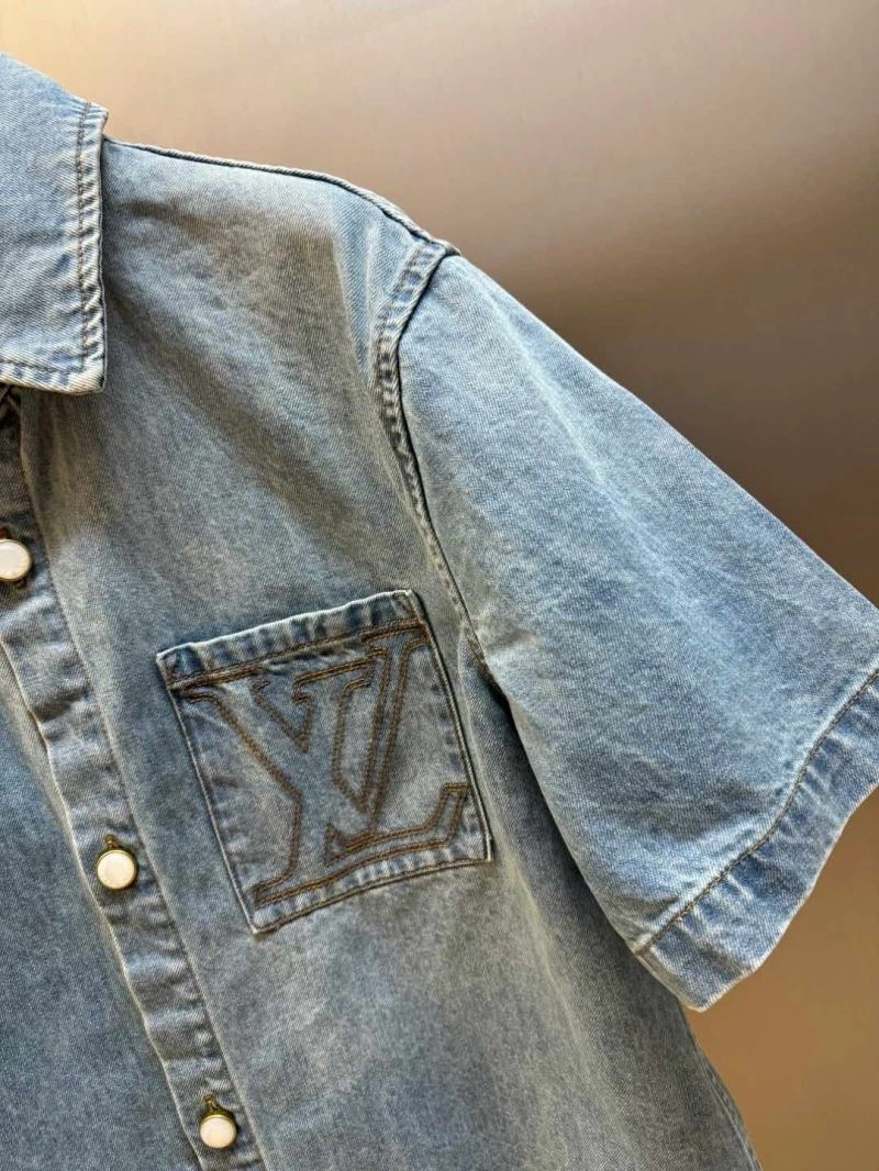 Louis Vuitton Outwear FreshLook 138623
