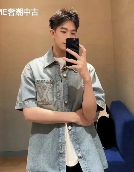 Louis Vuitton Outwear FreshLook 138623