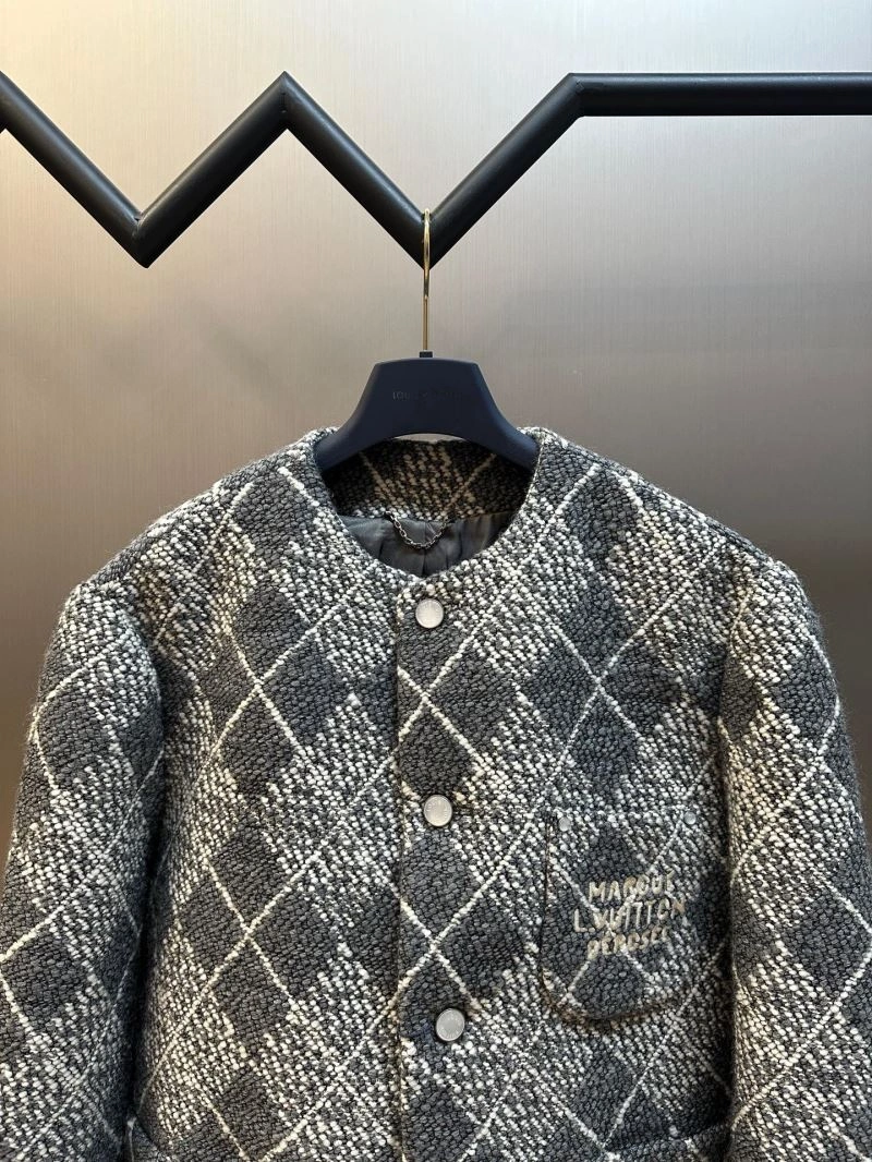 UrbanStyle Louis Vuitton Outwear 138630