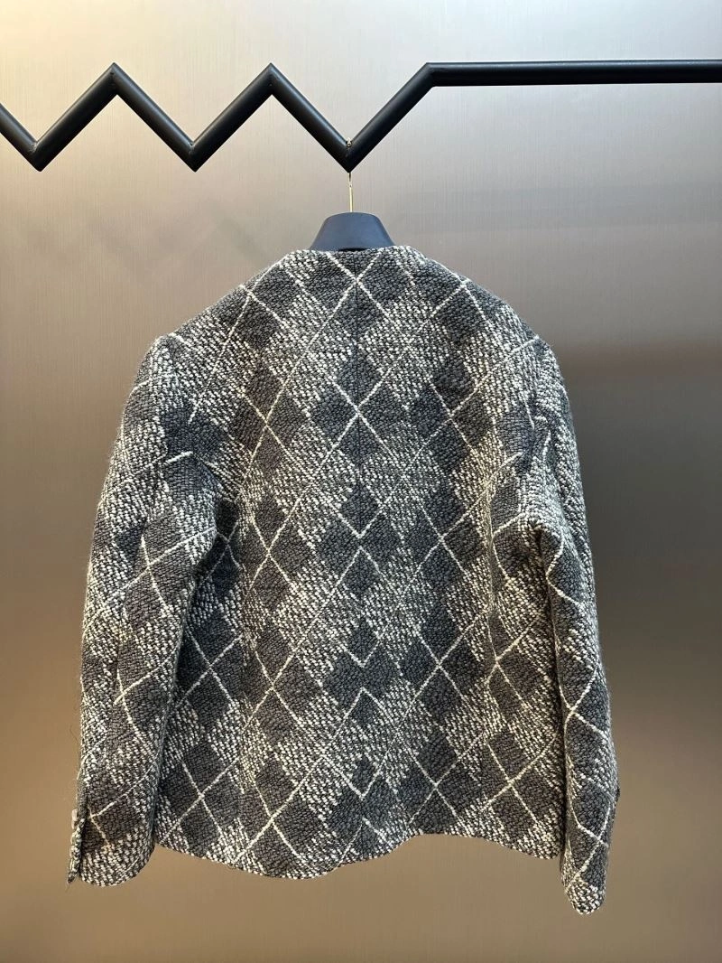 UrbanStyle Louis Vuitton Outwear 138630