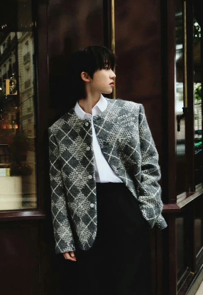 UrbanStyle Louis Vuitton Outwear 138630