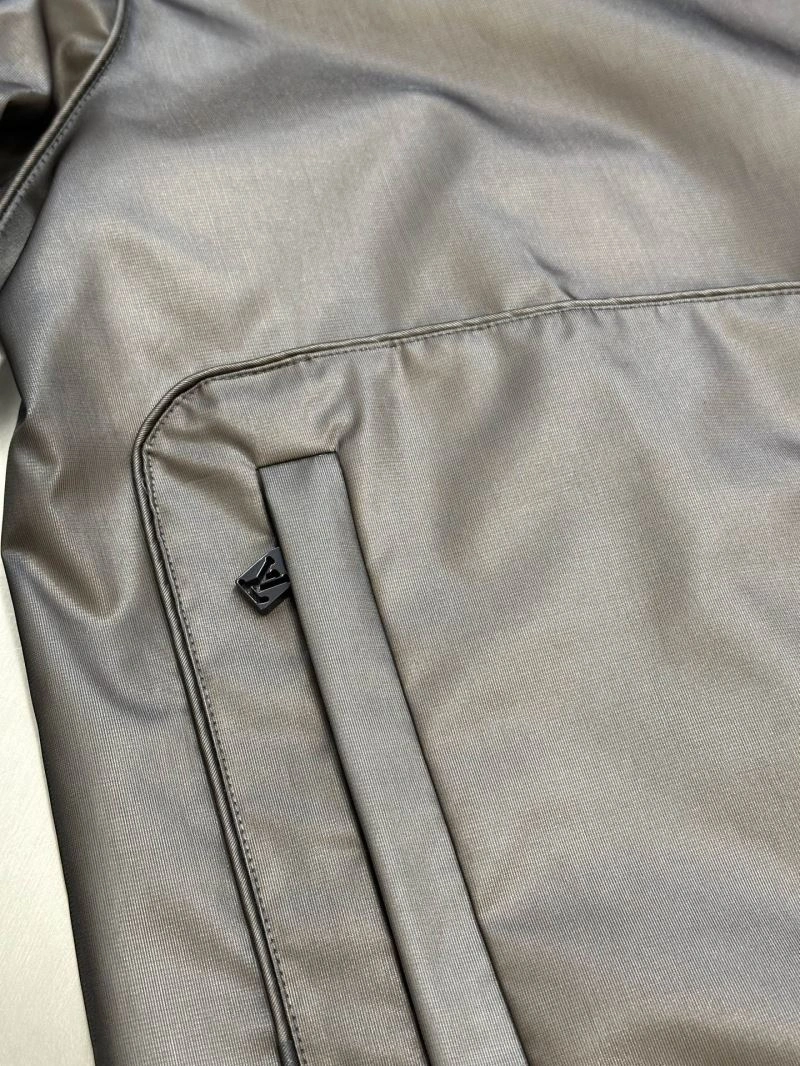 Louis Vuitton Outwear Neat 138624