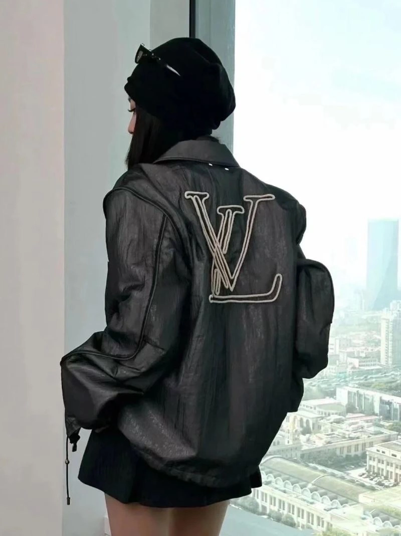 Louis Vuitton Outwear Neat 138624