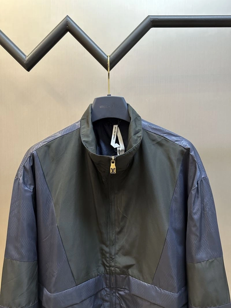 Louis Vuitton Outwear Effortless 138614