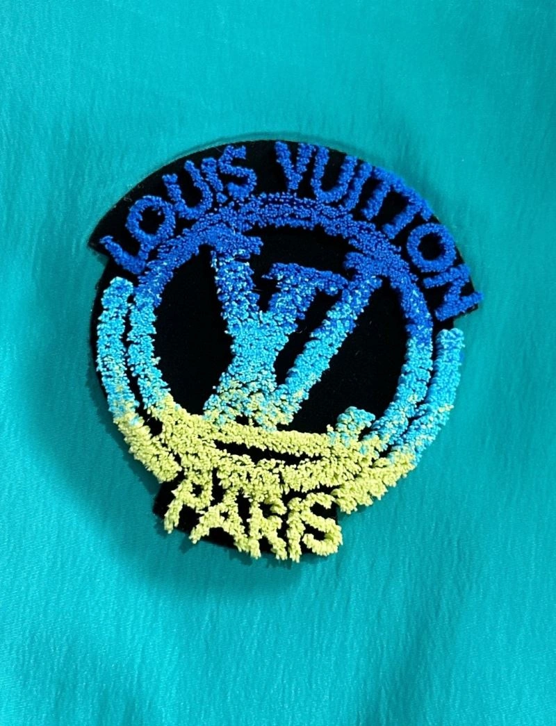 Louis Vuitton Outwear Versatile 138617