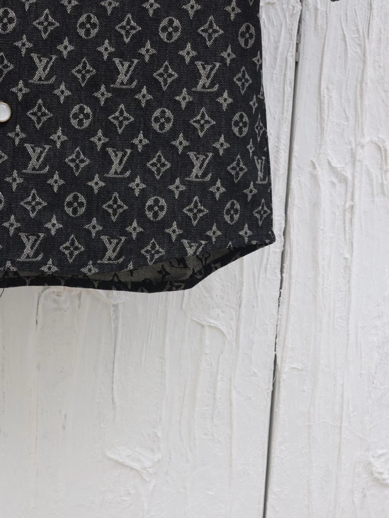 Louis Vuitton Outwear ZipUp 138611