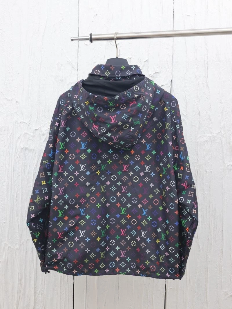 FashionForward Louis Vuitton Outwear 138618