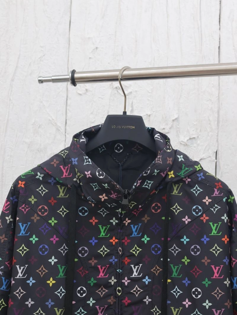 FashionForward Louis Vuitton Outwear 138618