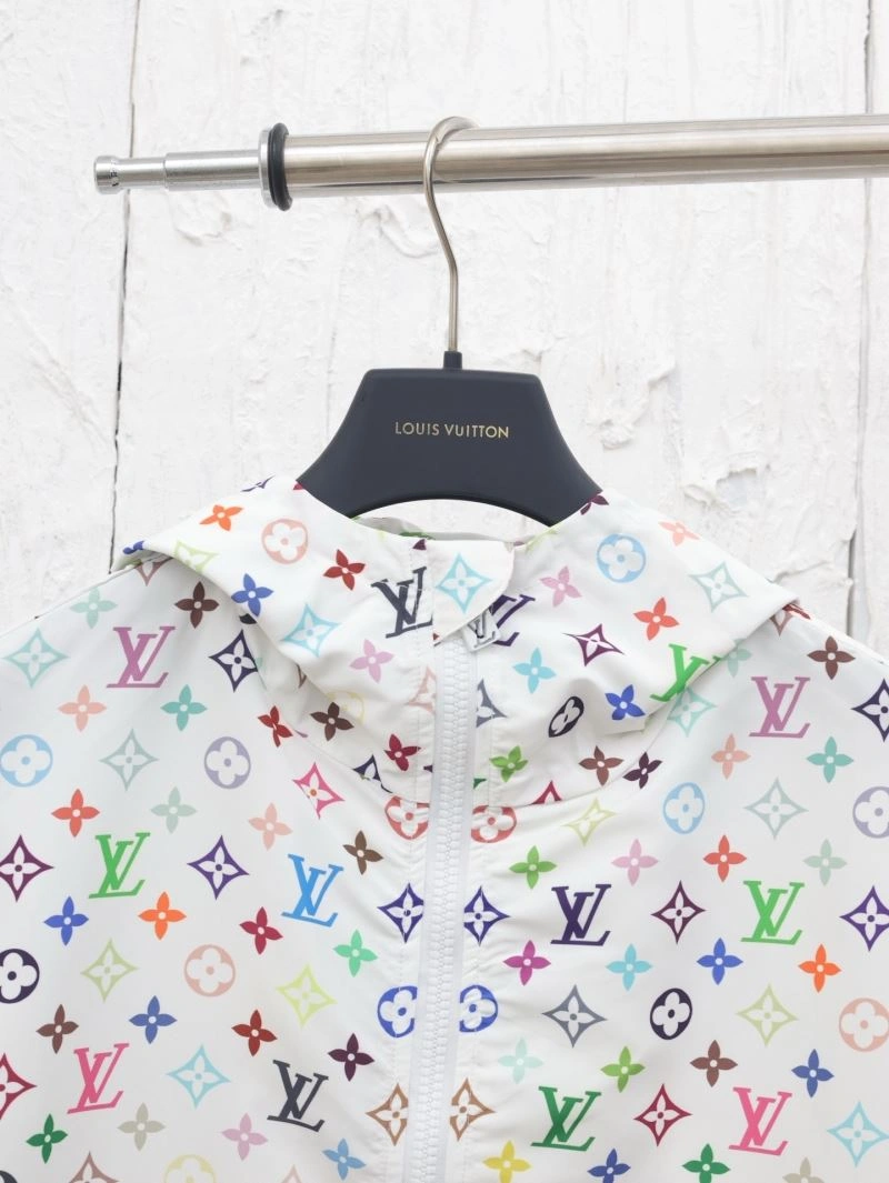 Durable Louis Vuitton Outwear 138609