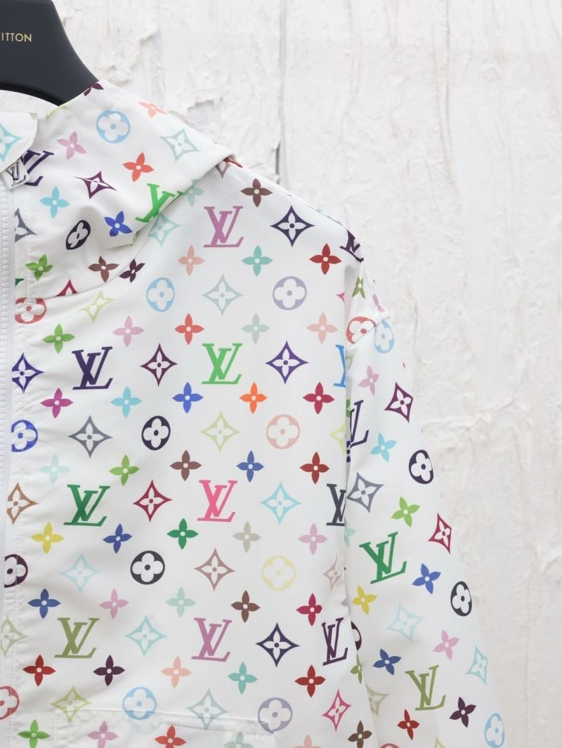 Durable Louis Vuitton Outwear 138609