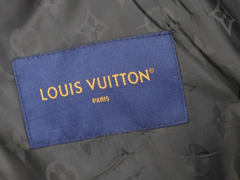 Louis Vuitton Outwear TechFriendly 138628