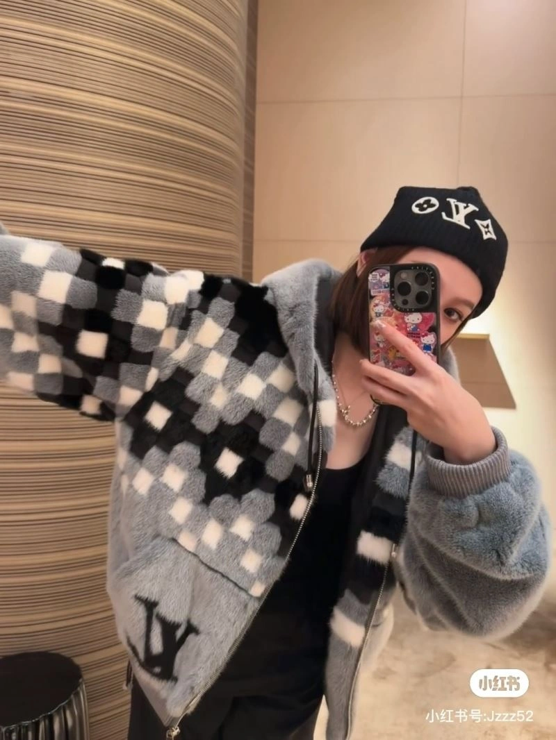 Louis Vuitton Outwear TechFriendly 138628