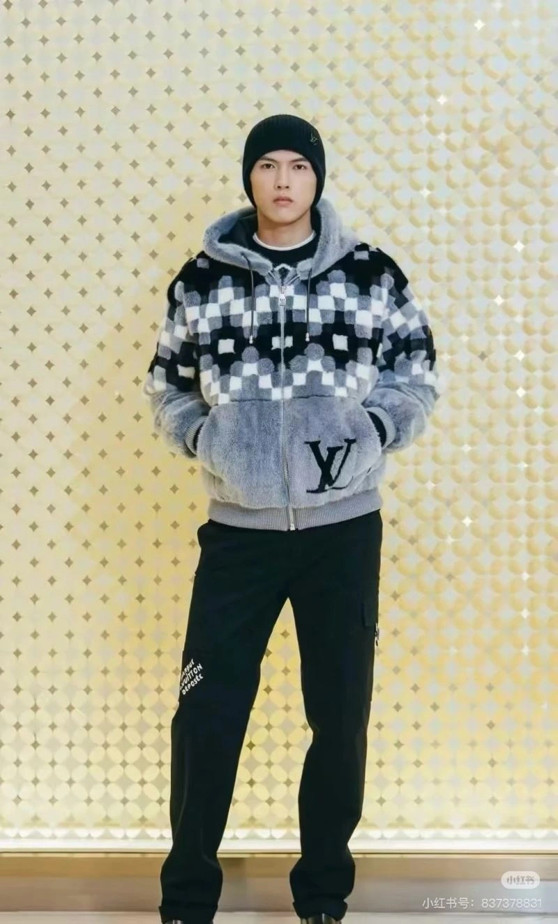 Louis Vuitton Outwear TechFriendly 138628