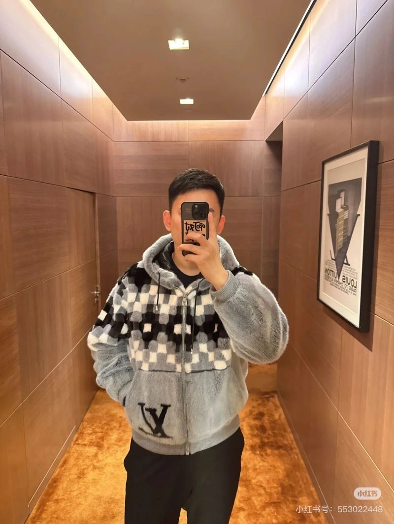 Louis Vuitton Outwear TechFriendly 138628