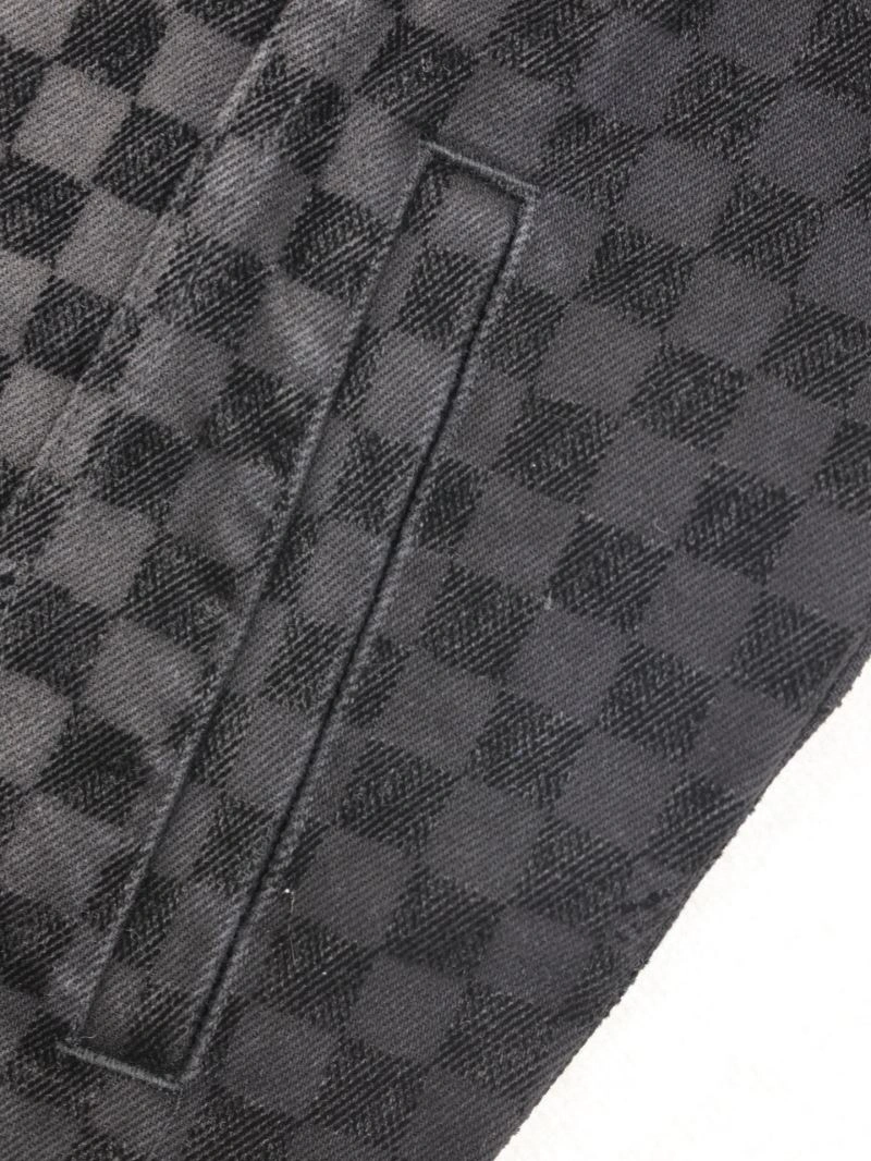 Louis Vuitton Outwear Sleek 138631