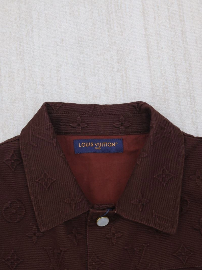 Sporty Louis Vuitton Outwear 138632
