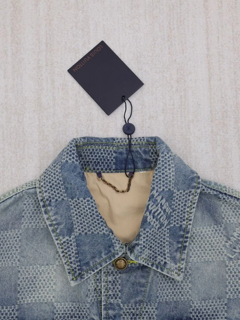 Practical Louis Vuitton Outwear 138612