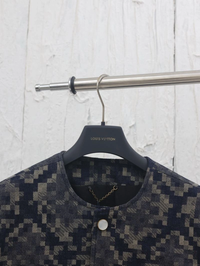 Thermal Louis Vuitton Outwear 138619