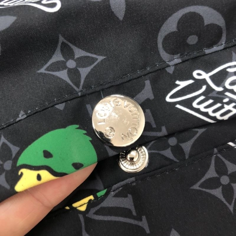 Reliable Louis Vuitton Outwear 139103