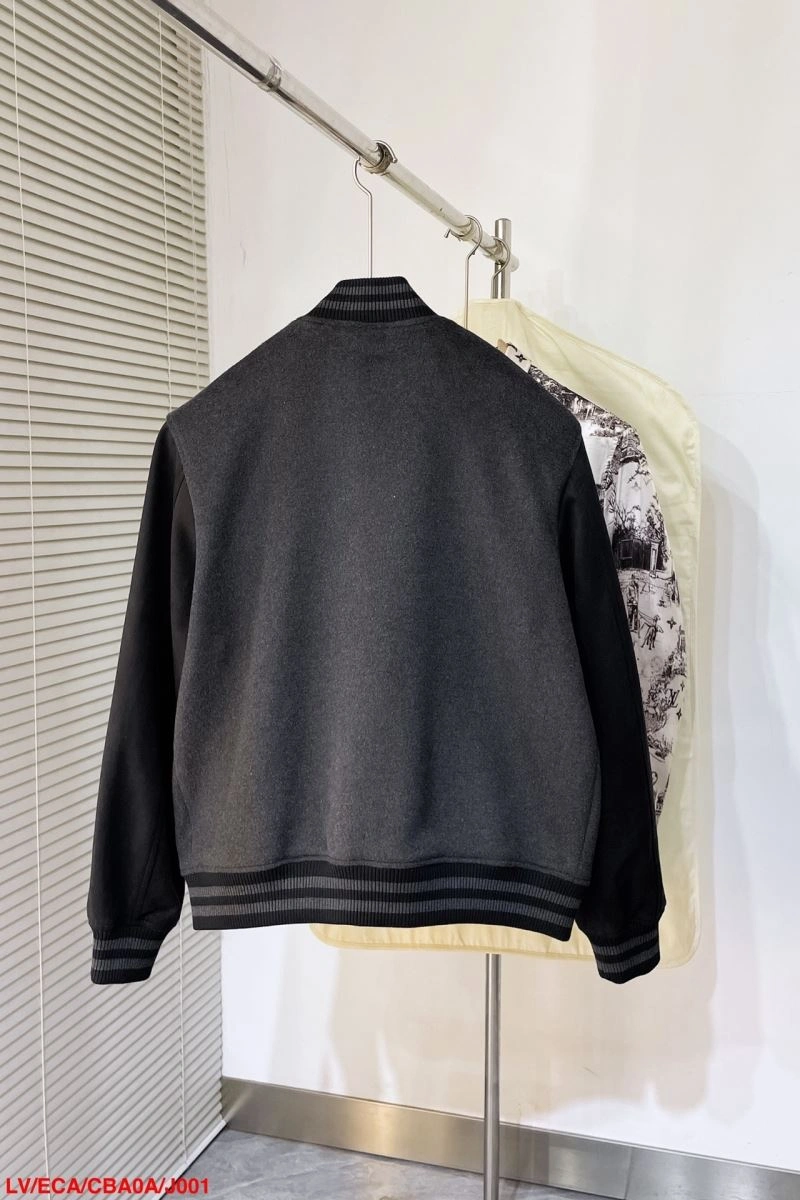 Louis Vuitton Outwear Cozy 139107