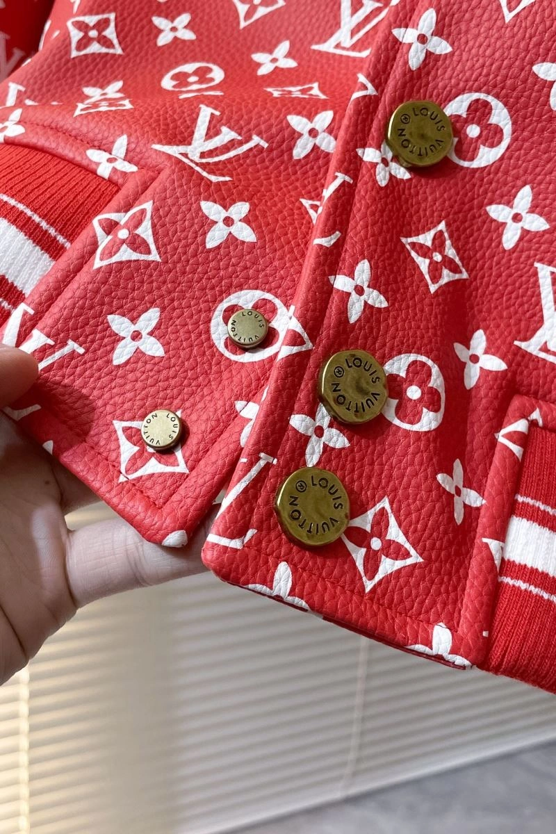 Durable Louis Vuitton Outwear 139100