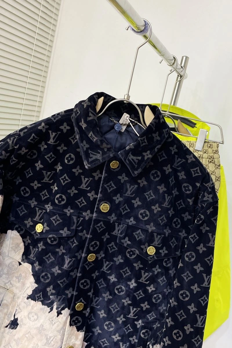Louis Vuitton Outwear WellDesigned 139099