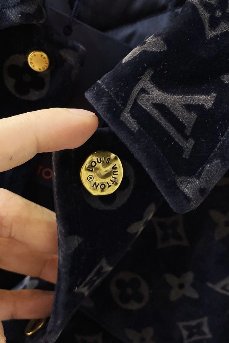 Louis Vuitton Outwear WellDesigned 139099