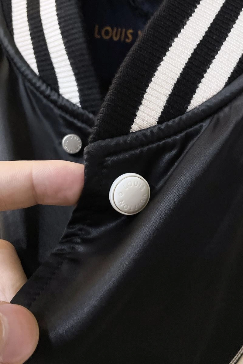 Louis Vuitton Outwear Thermal 139097