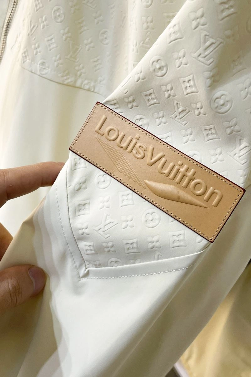 GoAnywhere Louis Vuitton Outwear 139075