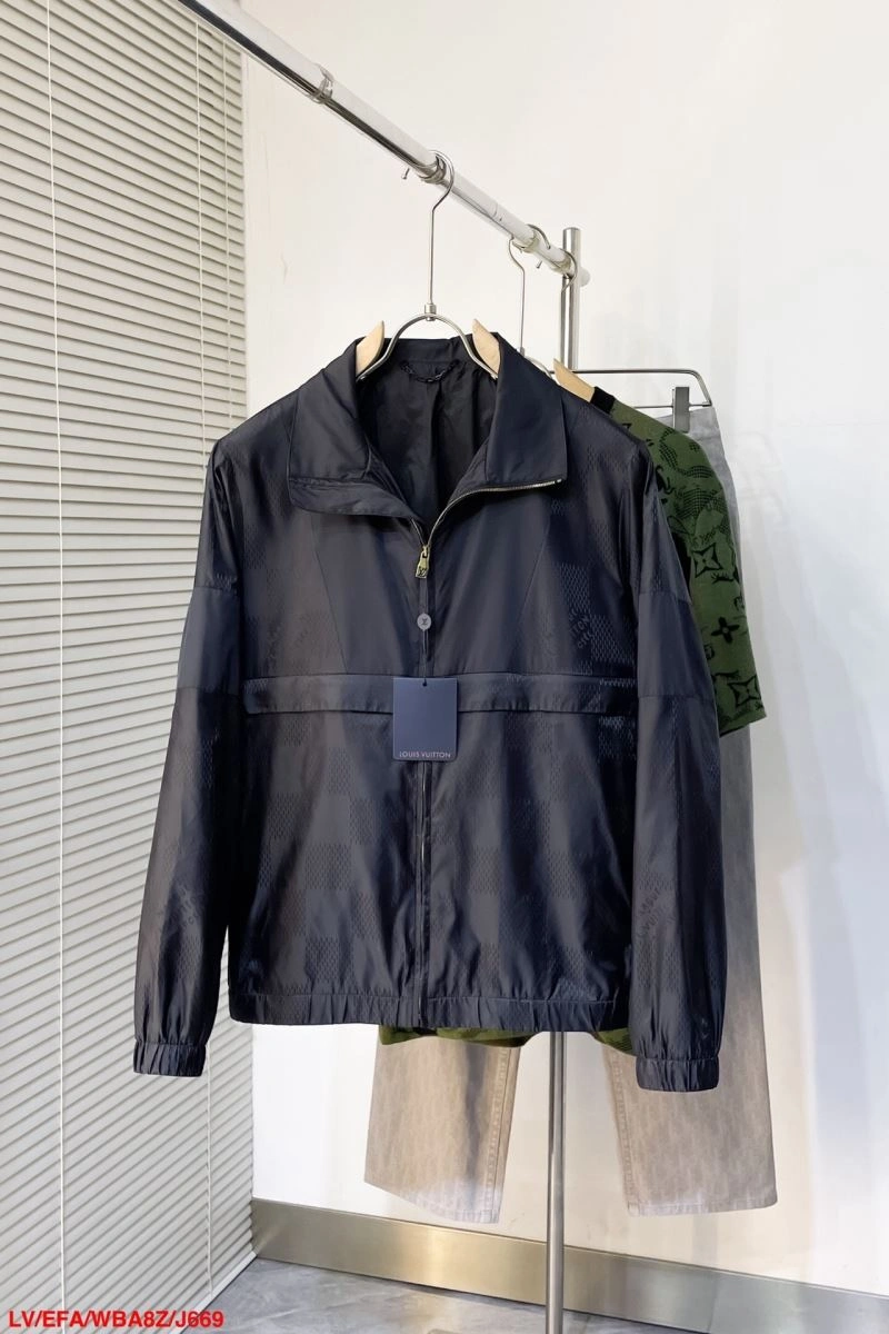 Louis Vuitton Outwear Neat 139085