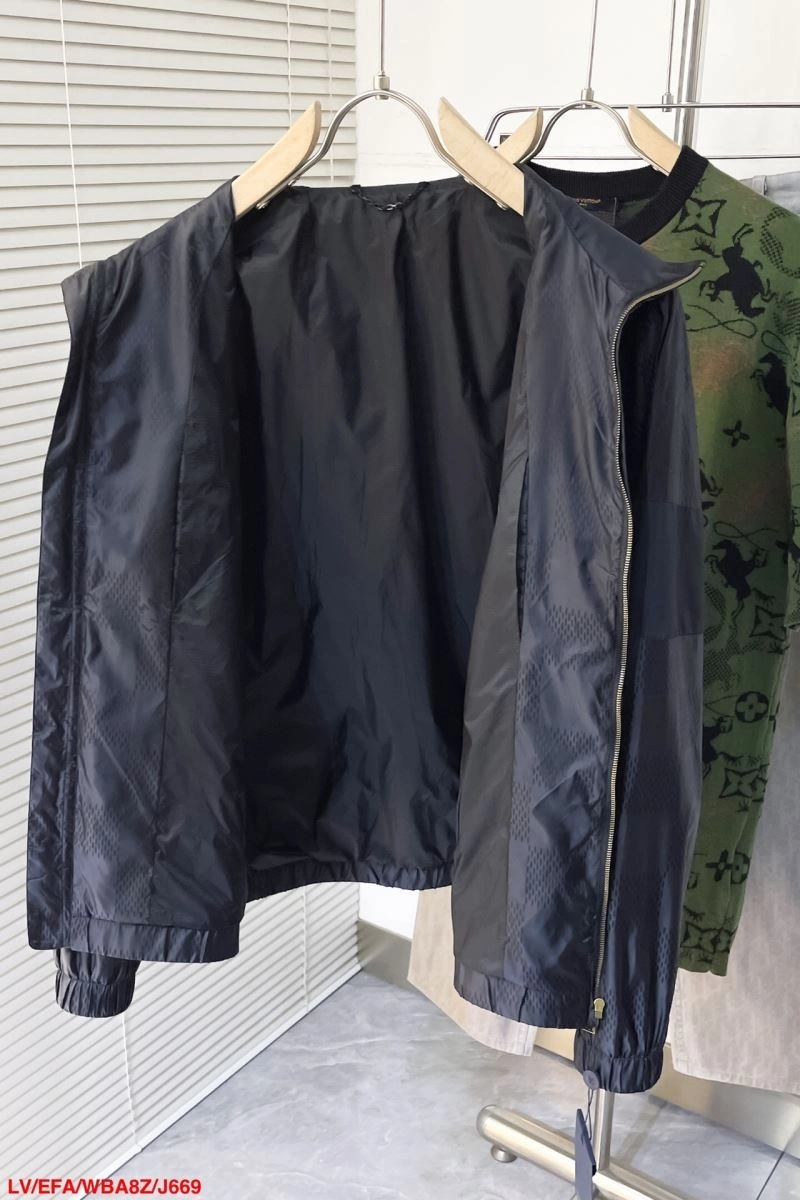 Louis Vuitton Outwear Neat 139085