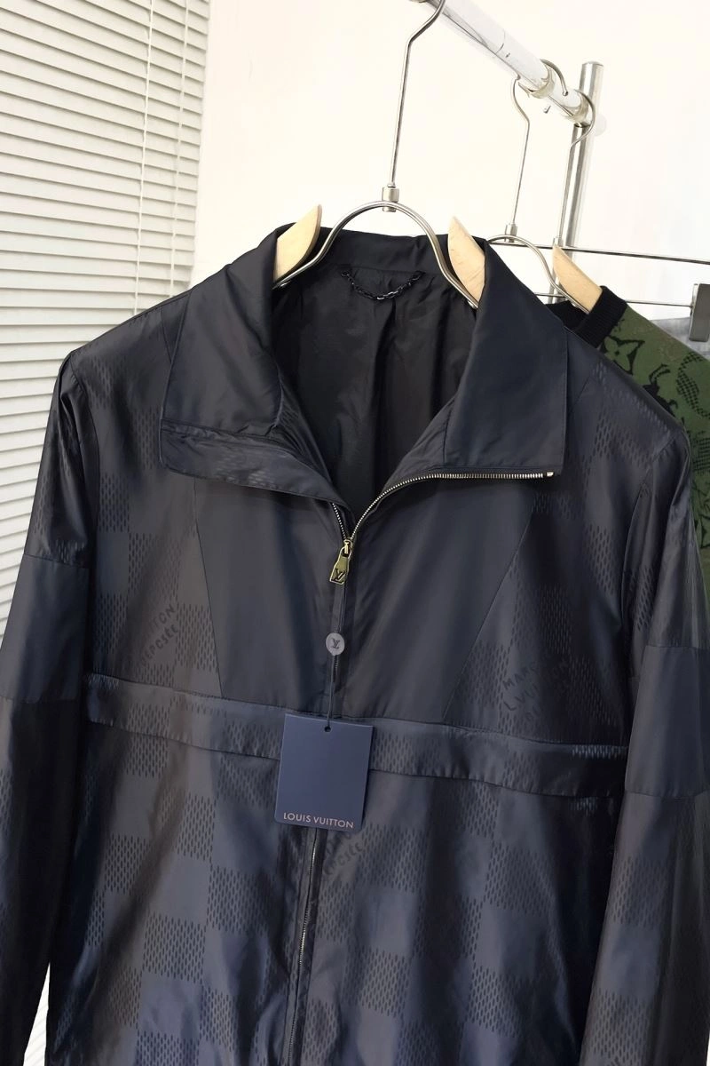 Louis Vuitton Outwear Neat 139085