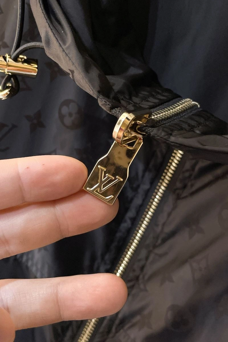DailyWear Louis Vuitton Outwear 139066