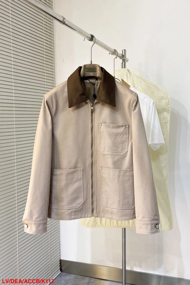 DailyWear Louis Vuitton Outwear 139077