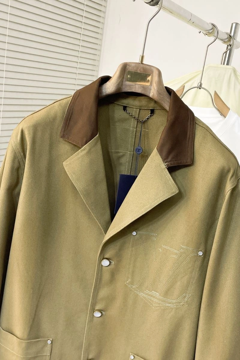 Unique Louis Vuitton Outwear 139092