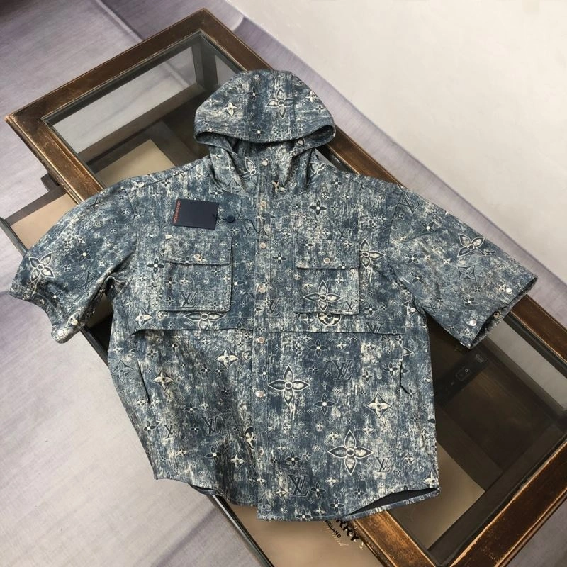 Casual Louis Vuitton Outwear 139080
