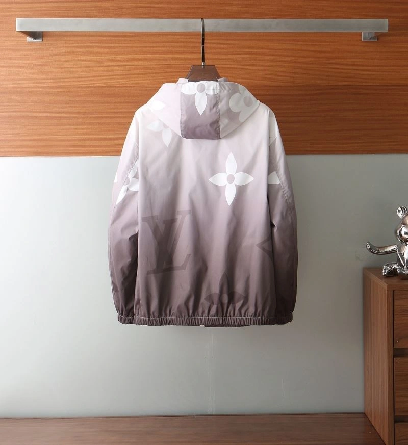 SmoothTexture Louis Vuitton Outwear 139093