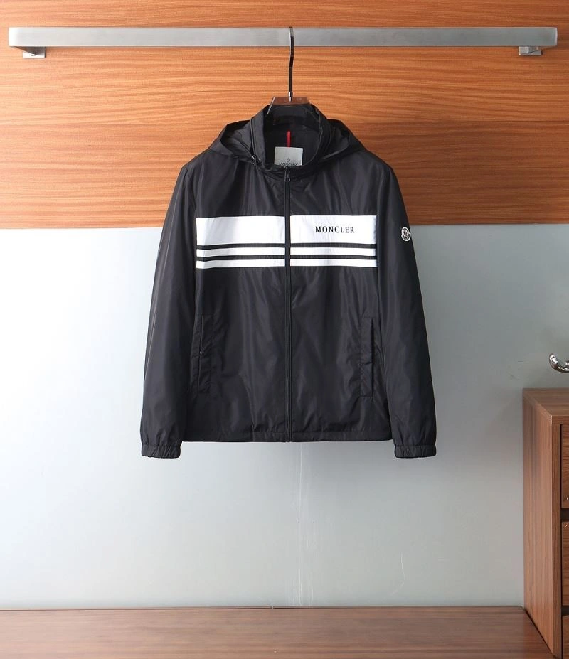 Effortless Louis Vuitton Outwear 139069