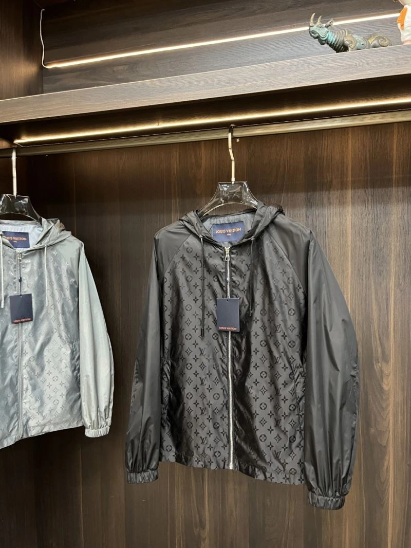 Louis Vuitton Outwear Snug 139073