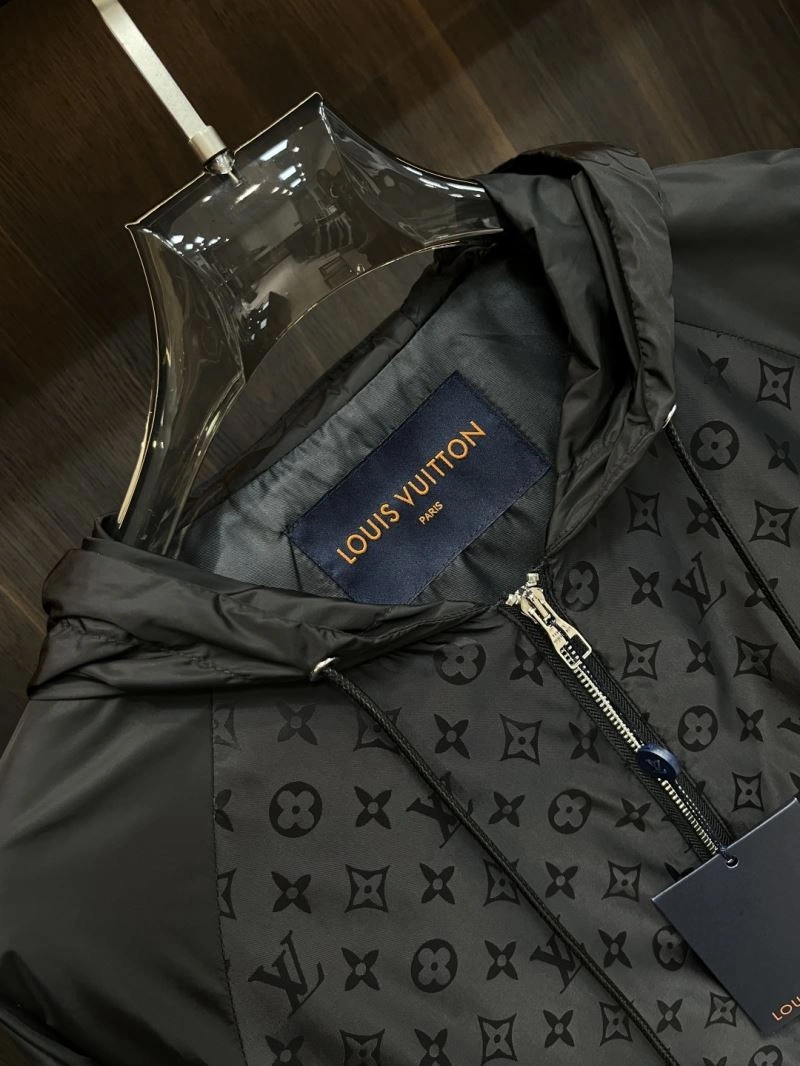 Louis Vuitton Outwear Snug 139073