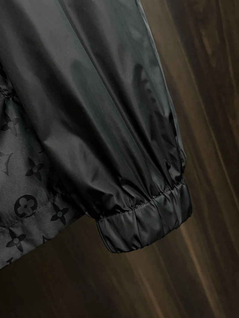 Louis Vuitton Outwear Snug 139073