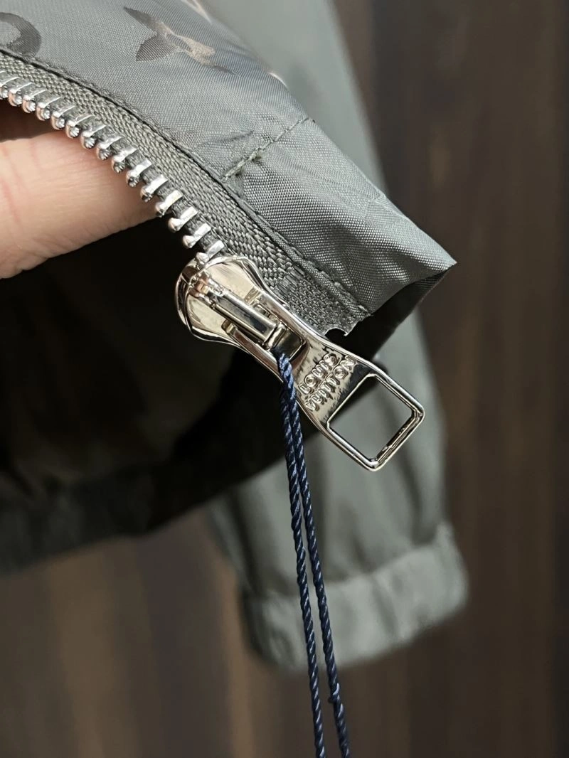 Louis Vuitton Outwear Efficient 139074
