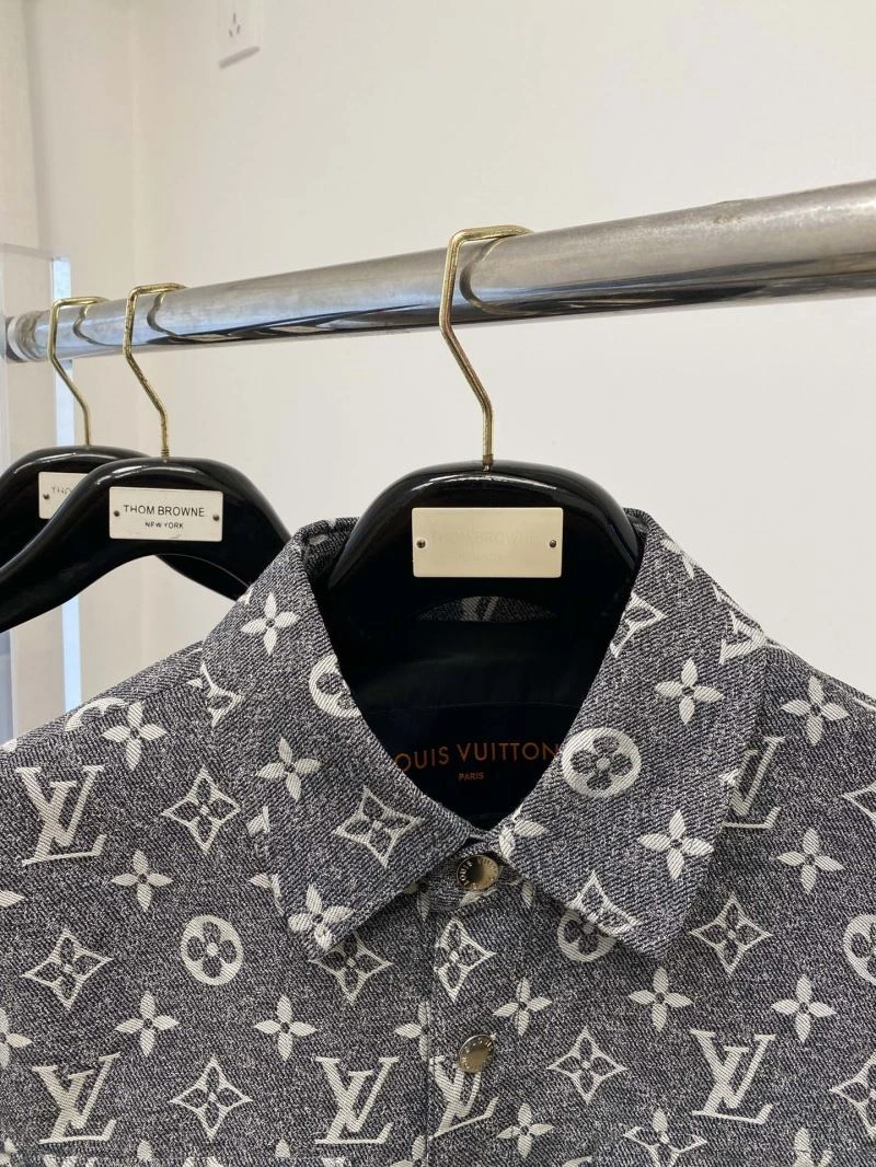 Louis Vuitton Outwear SunProtective 139065