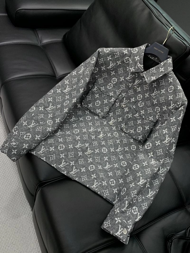 Louis Vuitton Outwear ZipUp 139060