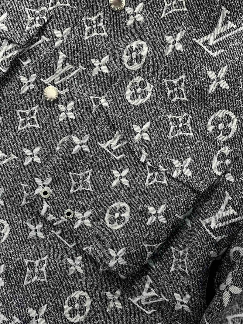 Louis Vuitton Outwear ZipUp 139060