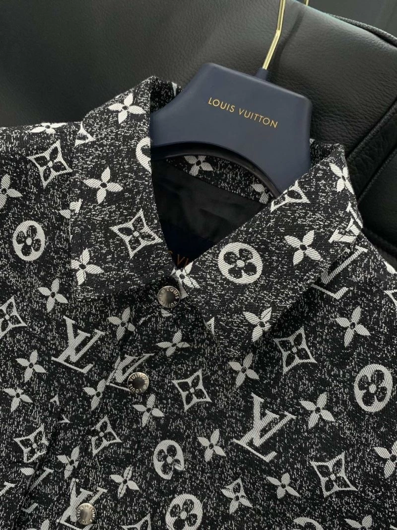Louis Vuitton Outwear EyeCatching 139059