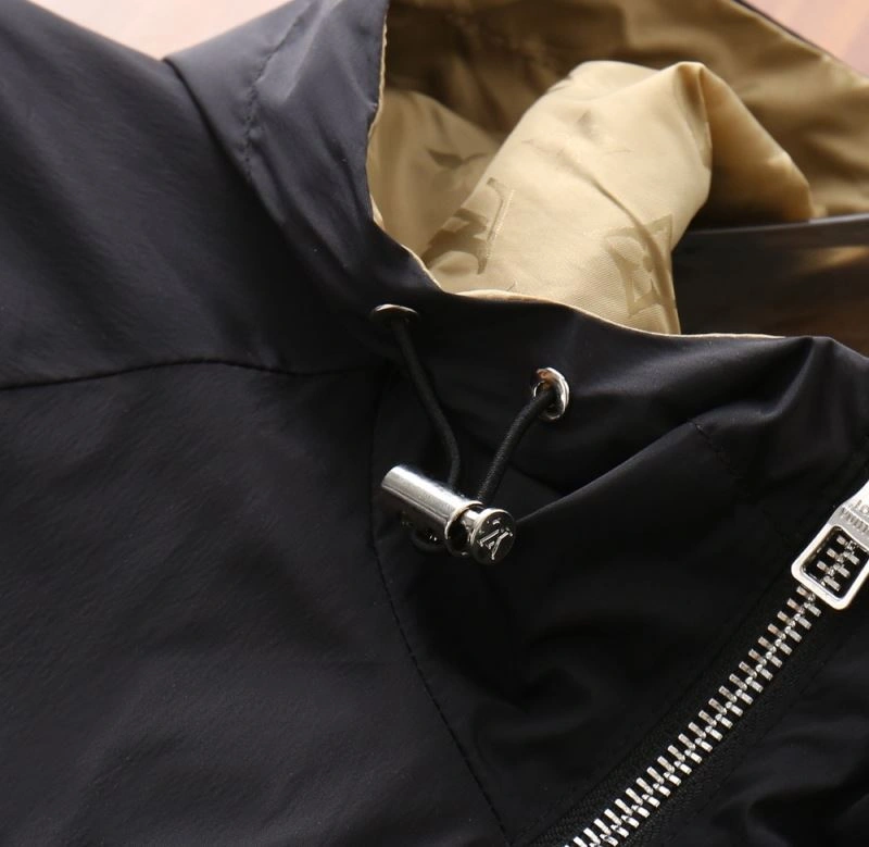 Louis Vuitton Outwear Cozy 139041