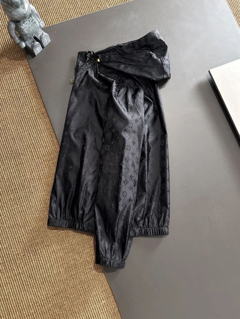 RelaxedFit Louis Vuitton Outwear 137781
