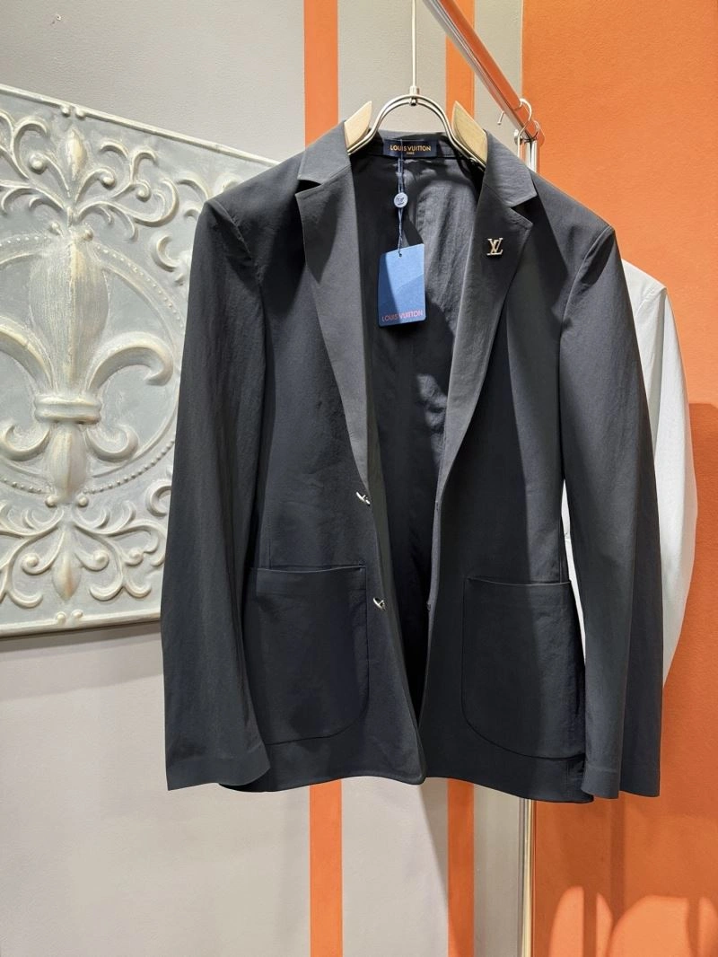 FastDry Louis Vuitton Outwear 137773